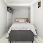 Practical And Cozy Flat Near Taksim Istikal
