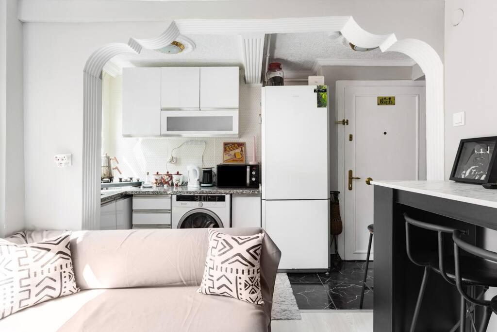 Practical And Cozy Flat Near Taksim Istikal * Istambul