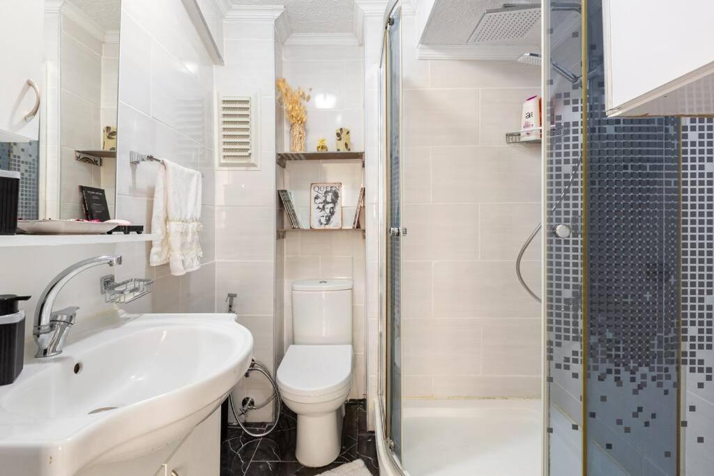 Practical And Cozy Flat Near Taksim Istikal Apartament *